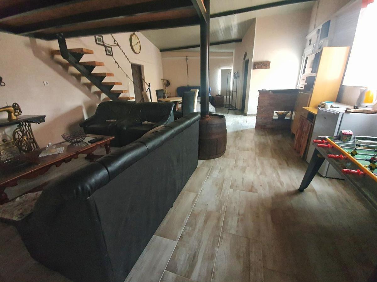 Luanas Rooms With Istrian Touch Buzet Exterior photo